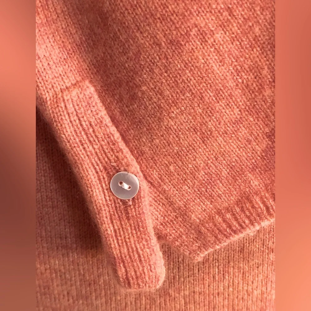 LANDS END sXS cashmere collared sweater Gorgeous melon color Very soft Looks new - Picture 4 of 5